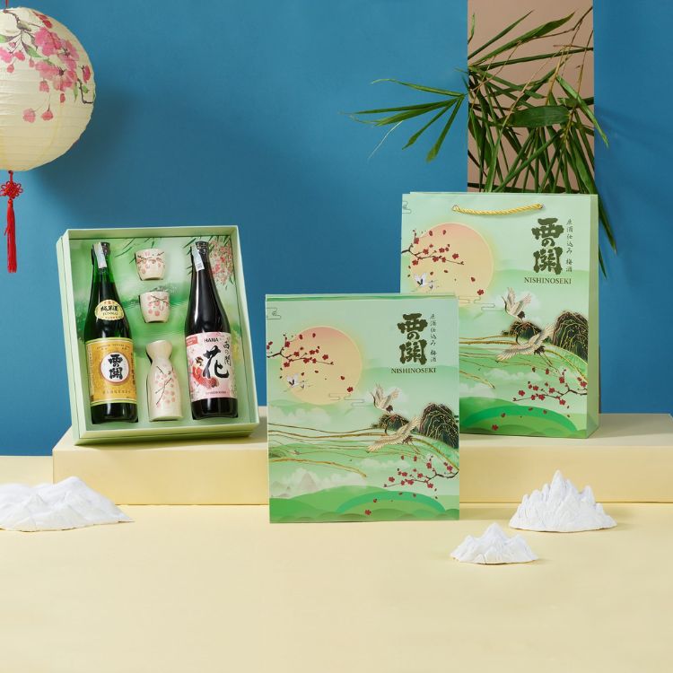Hộp quà nắng xuân rượu sake Nishinoseki Hana + Junmai 720ml