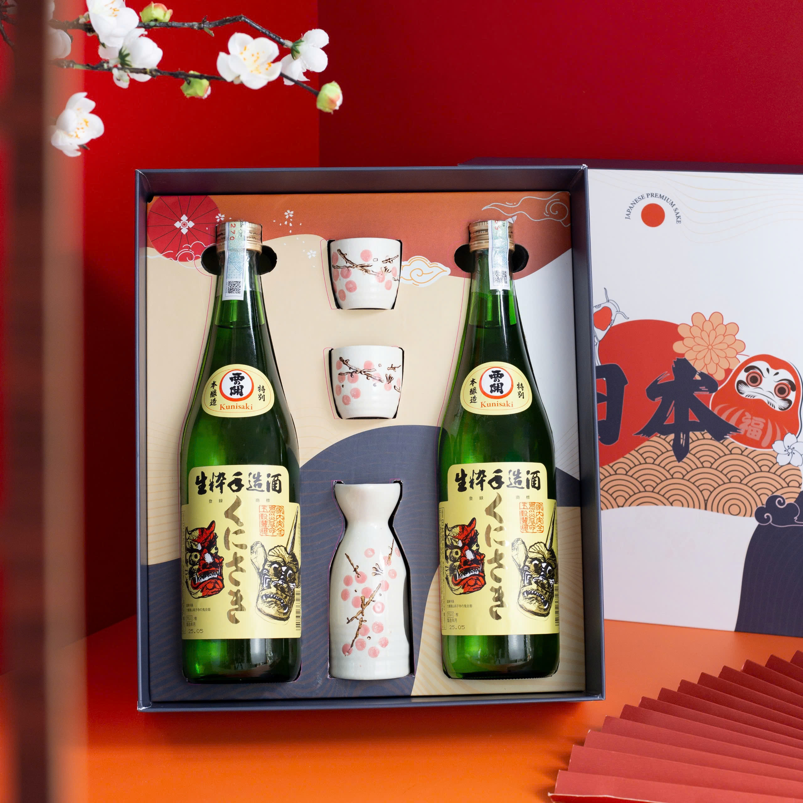 Hộp quà Daruma rượu sake Nishi no Seki Kunisaki 720ml