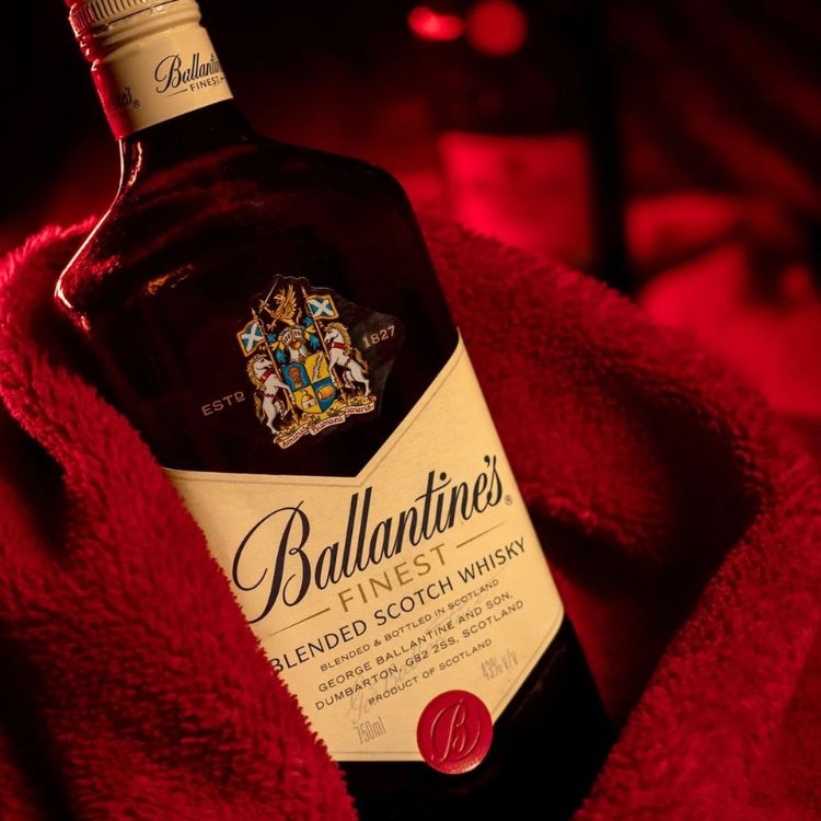 ballantines finest ra đời