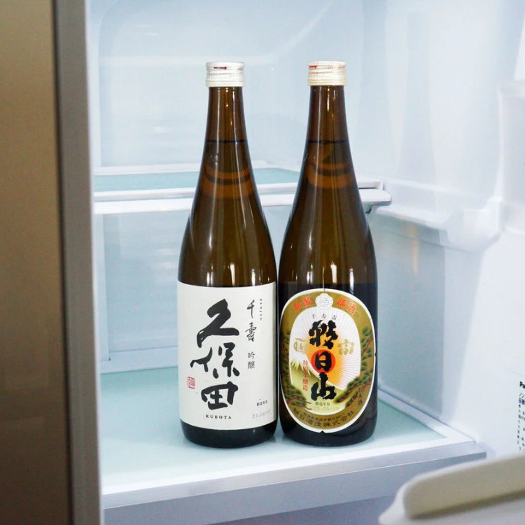 bảo quản rượu sake
