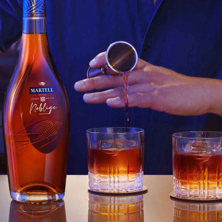 cách thưởng thức martell noblige
