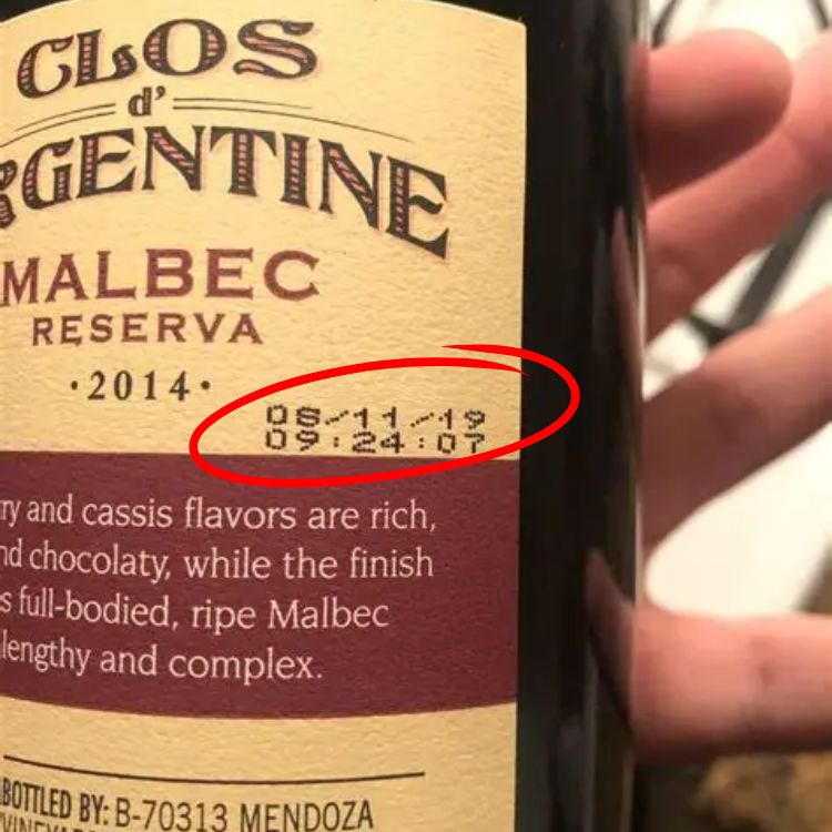 cách xem hạn sử dụng rượu vang