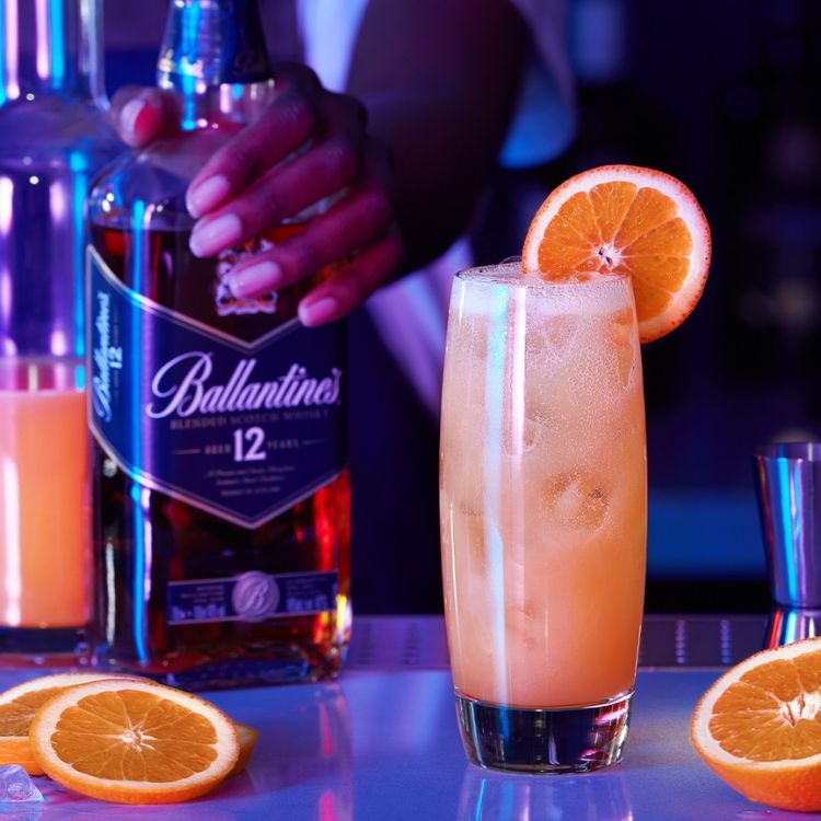cocktail ballantines highball