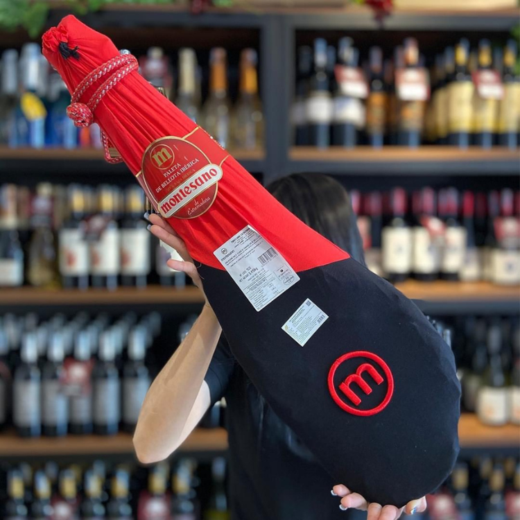 heo mác đỏ