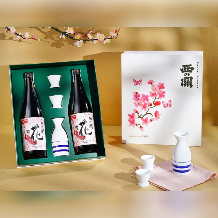 hộp quà sake hoa anh đào hana