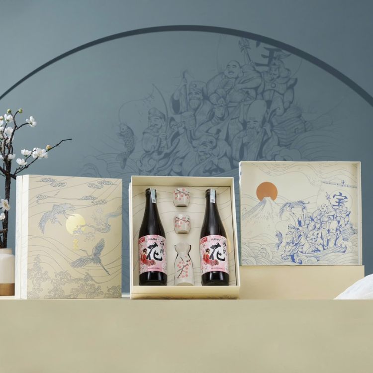 hộp quà vạn phúc rượu sake hana