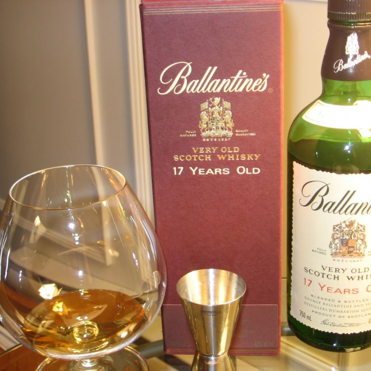 hương vị rượu ballantines 17