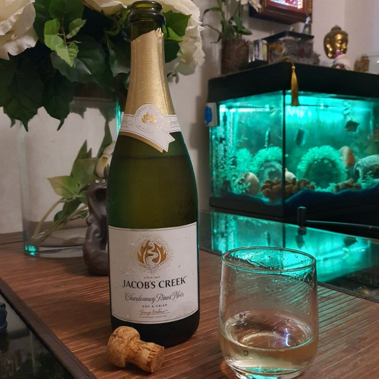 jacob creek pinot noir chardonnay