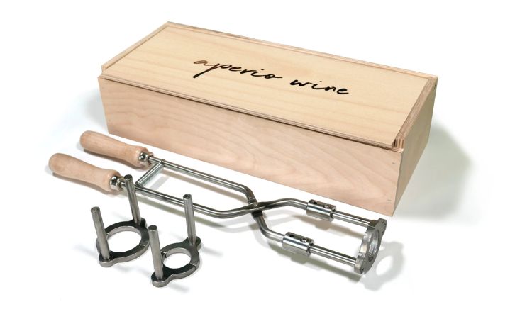 kìm mở rượu vang porto