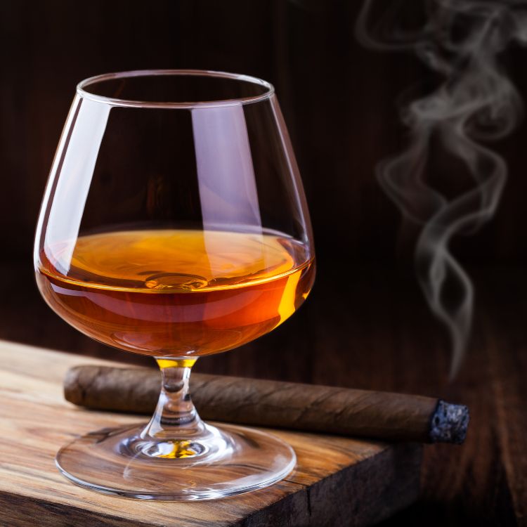 ly uống rượu cognac