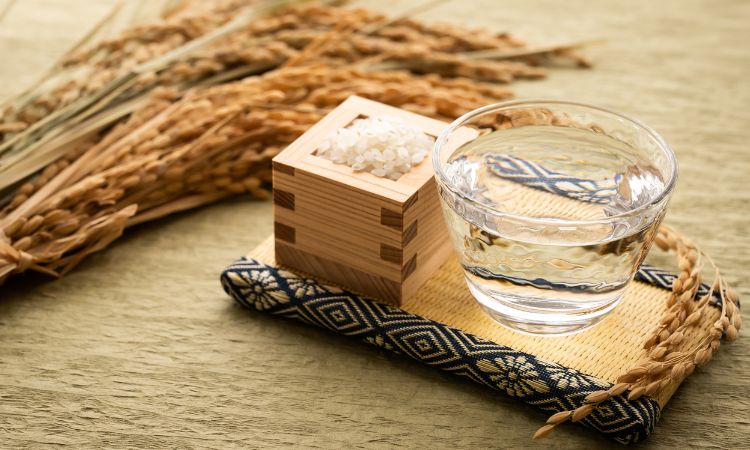 ly uống rượu sake 