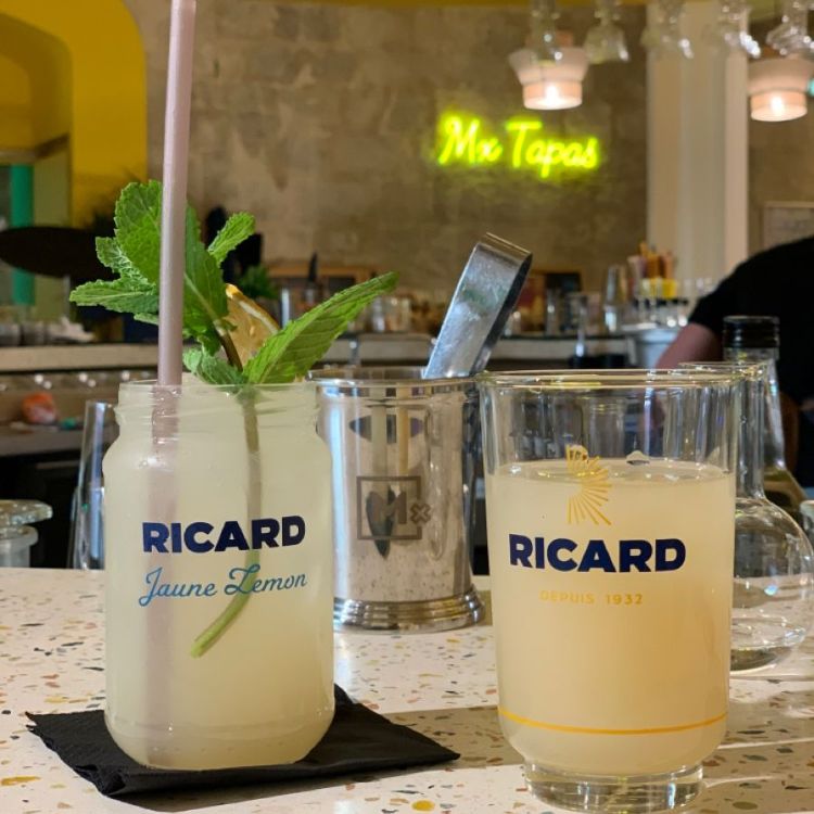 màu sắc rượu ricard pastis