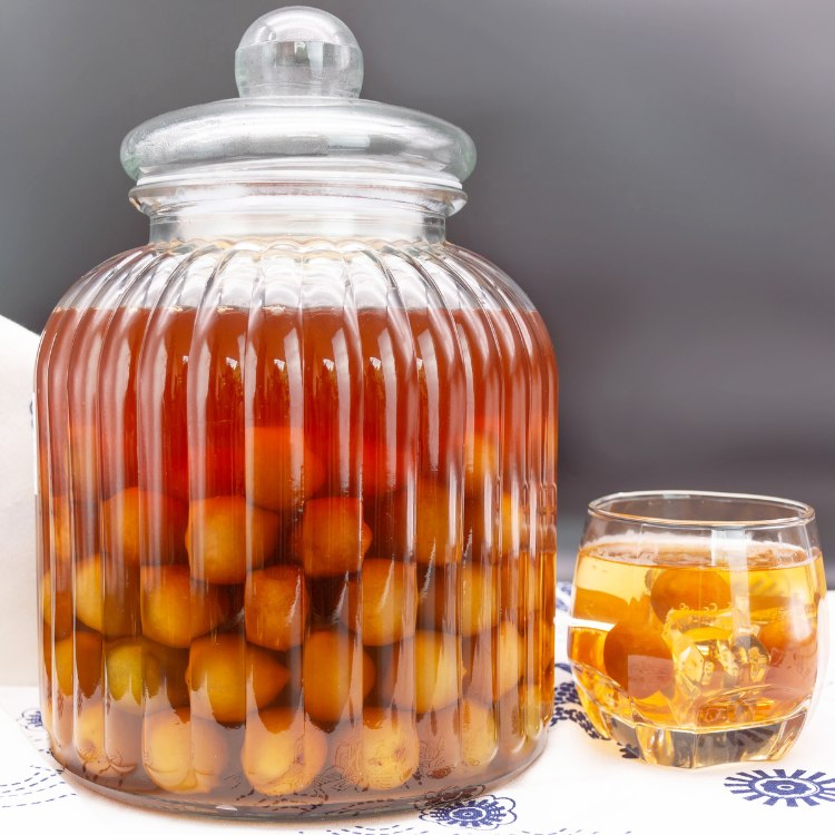 ngâm rượu mơ