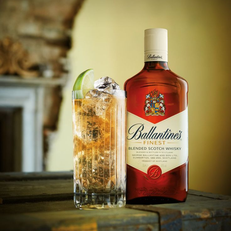 nồng độ rượu whisky ballantines