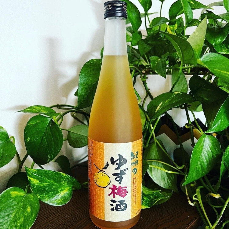 rượu mơ chanh