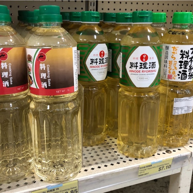 rượu sake nấu ăn