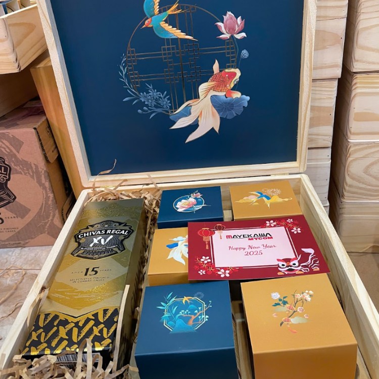 set quà tặng rượu chivas 15