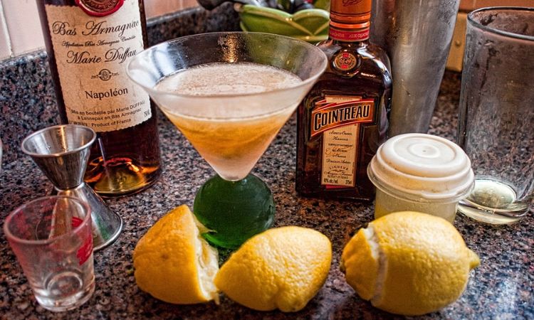 sidecar cocktail từ rượu nền brandy