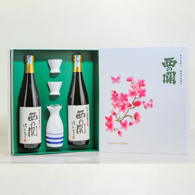 thành phần hộp quà sake hannary