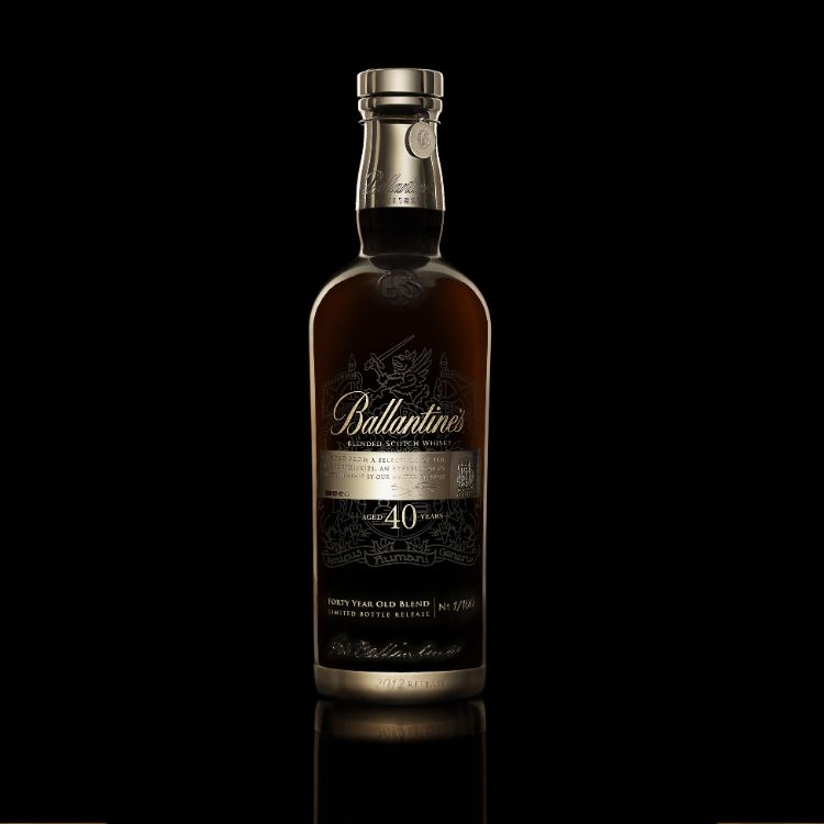 thiết kế chai ballantines 40