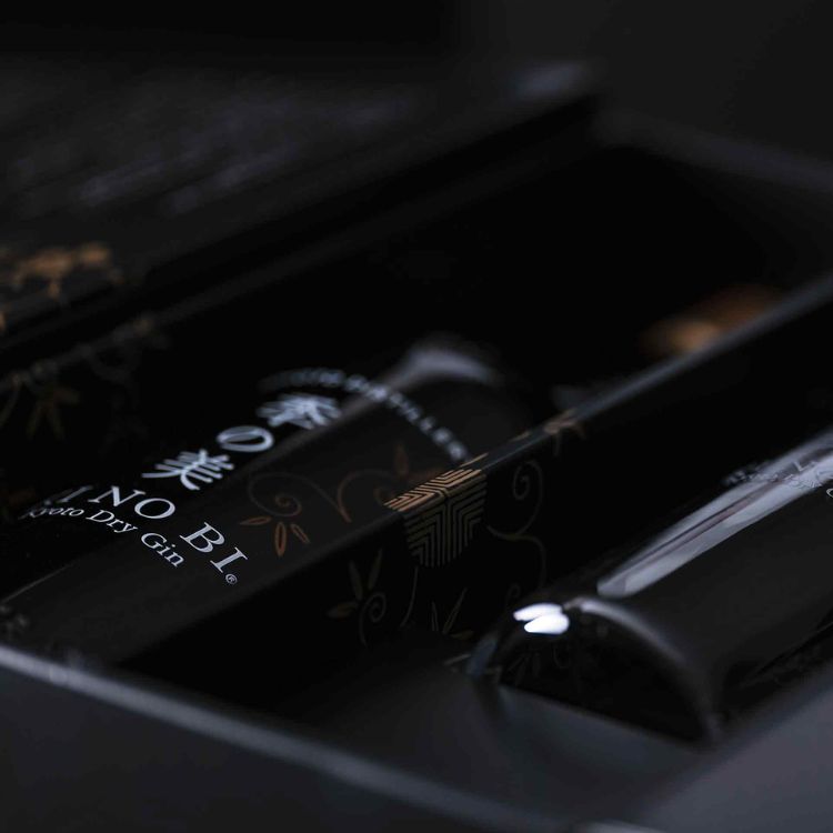 thiết kế chai kinobi