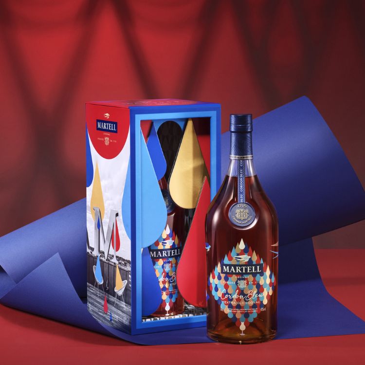 thiết kế chai martell cordon bleu 2023