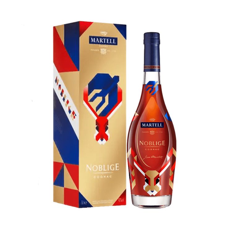thiết kế chai martell noblige 700ml