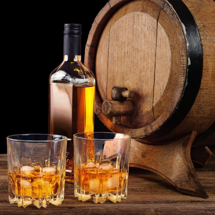 thùng ủ rượu cognac