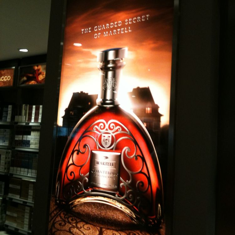 thương hiệu rượu martell chanteloup