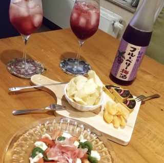 Rượu mơ vị việt quất Kishu No Blueberry Umeshu 720ml (Chai)