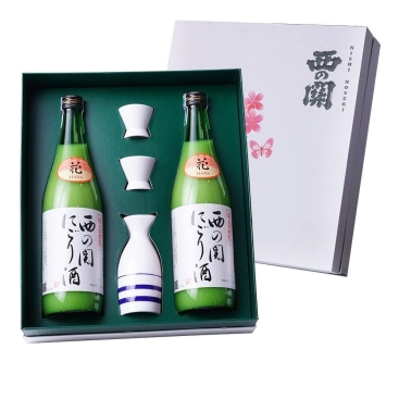 Hộp quà tặng rượu sake Nishino Seki Nigori họa tiết Hoa Anh Đào 720ml