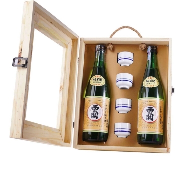 Quà Tết hộp gỗ rượu sake Nhật Junmaishu sang trọng